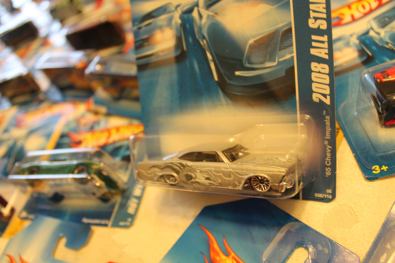 Illustration for article titled Enormous Die-Cast Collection - Box 10 - 2008 HW